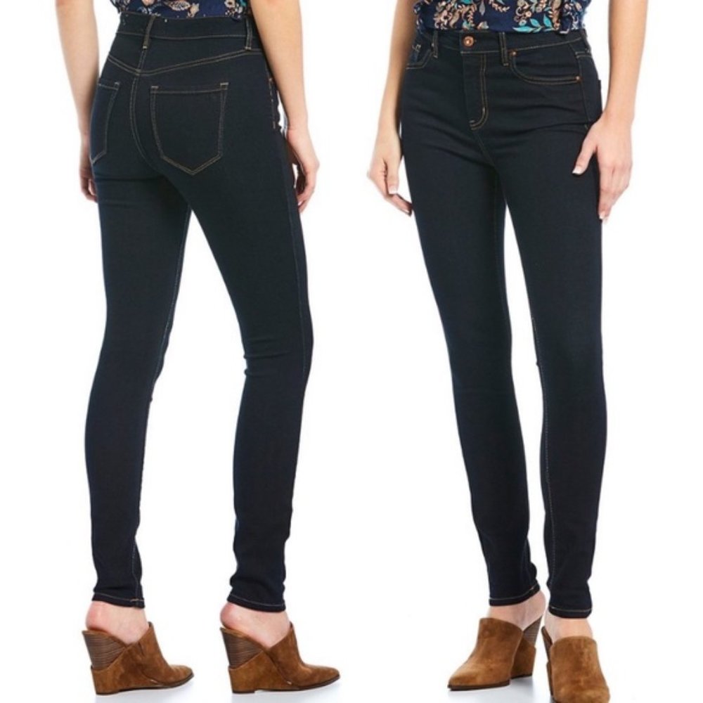 Jessica Simpson Size 29 Curvy High Rise Stretch Jeans